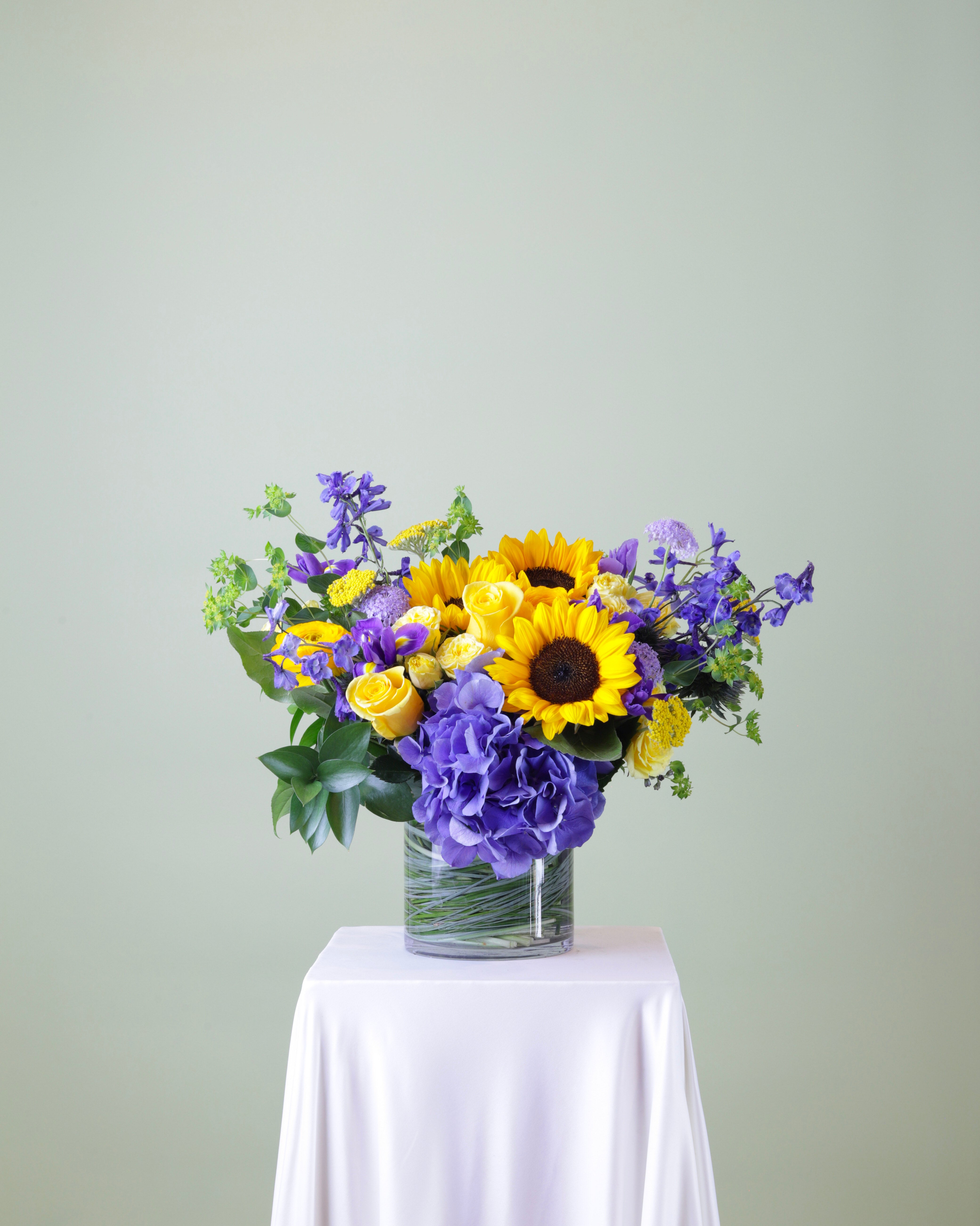 Exotic Casablanca – Allan Woods Flowers